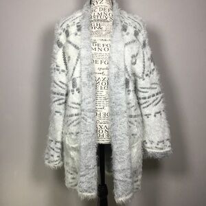 Aztec southwestern western Cowgirl style long cozy cardigan white and grey sz M